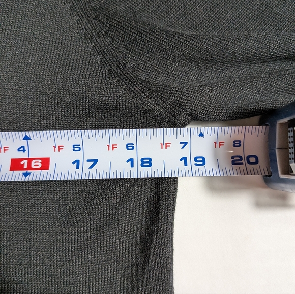 Silk Blend Black Sweater Women's Medium - Picture 4 of 8